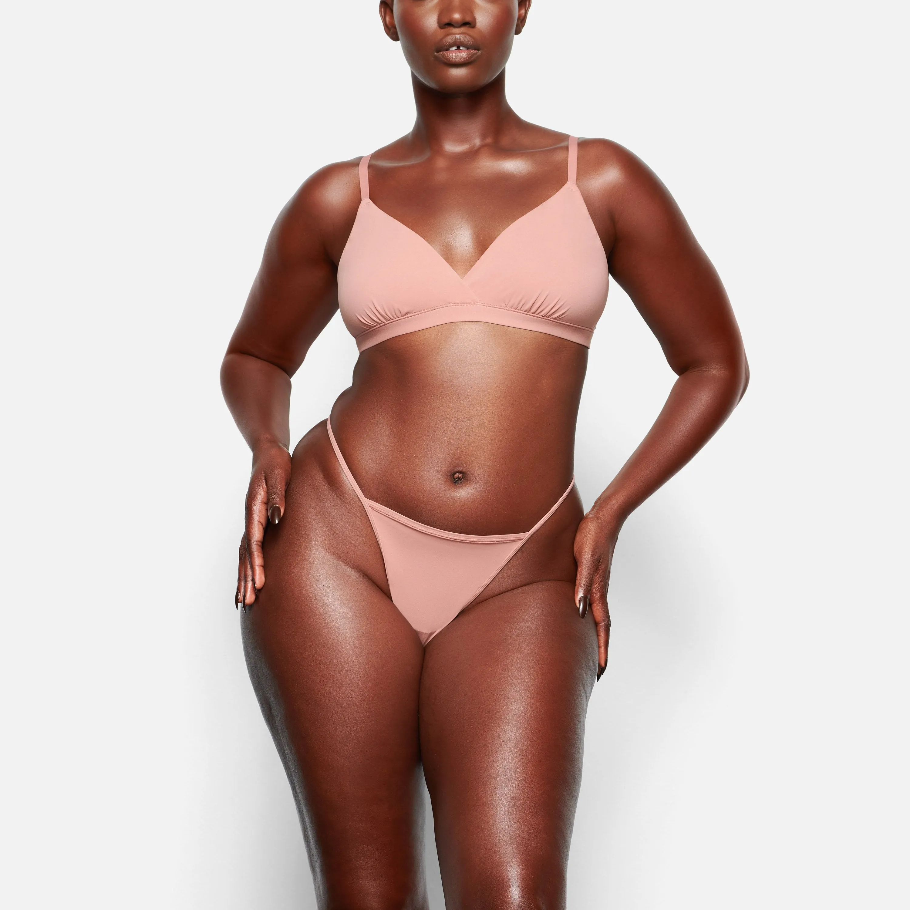 FITS EVERYBODY T STRING THONG | ROSE CLAY