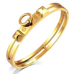 Triumph Bangle | Gold