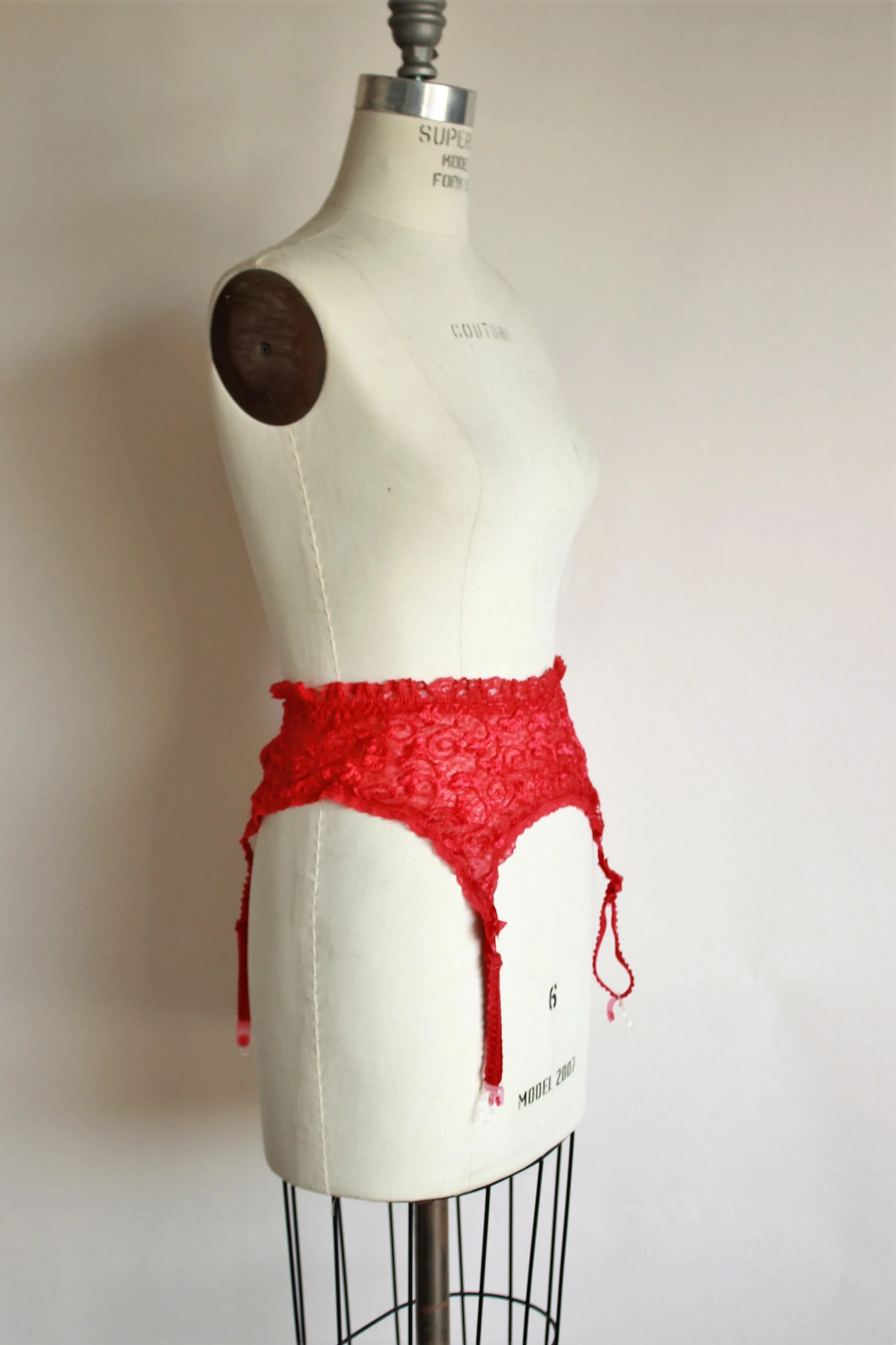 Vintage 1990s Red Lace Garter Belt