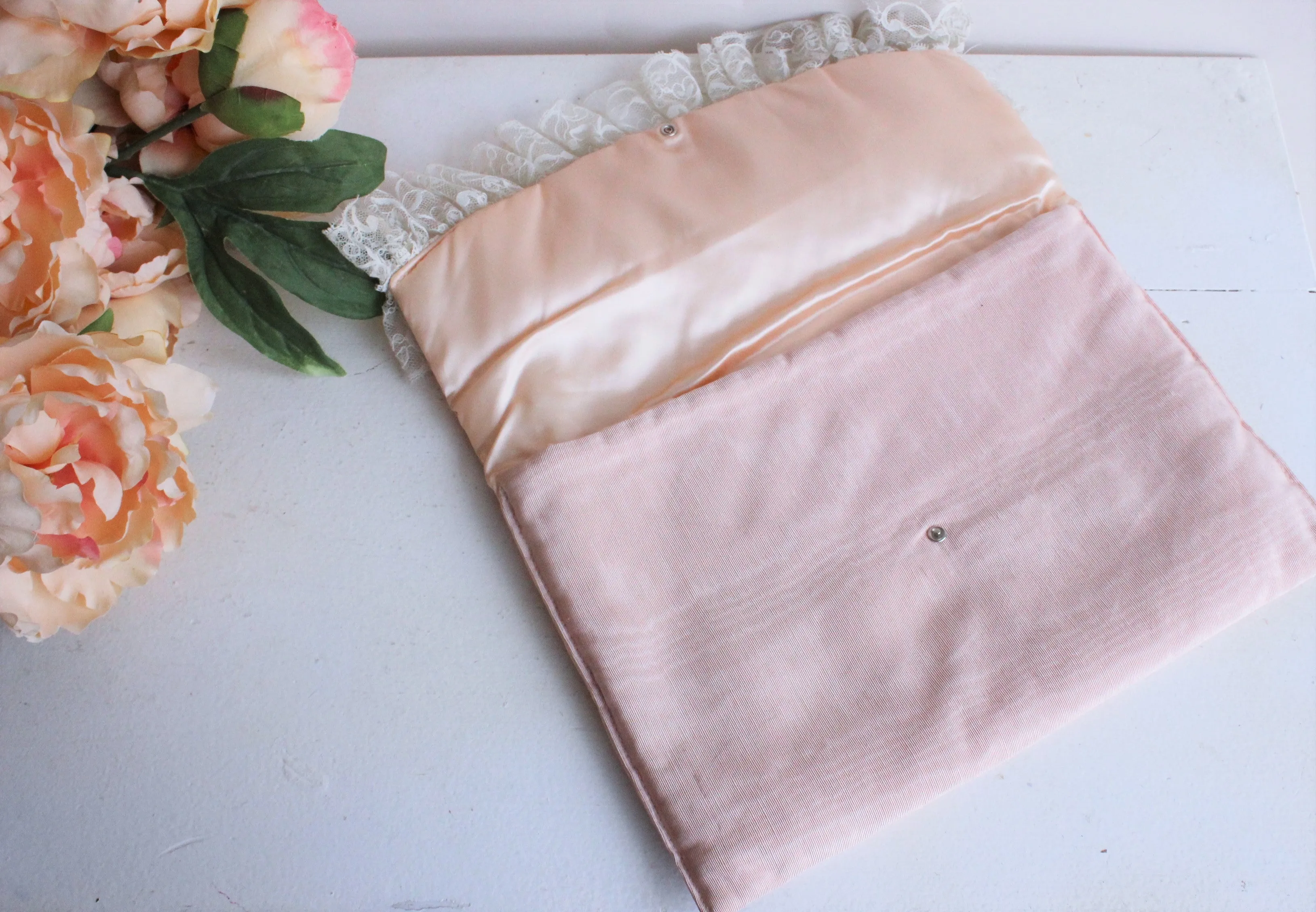 Vintage 1990s Victoria's Secret Pink Moire Taffeta Lingerie Bag